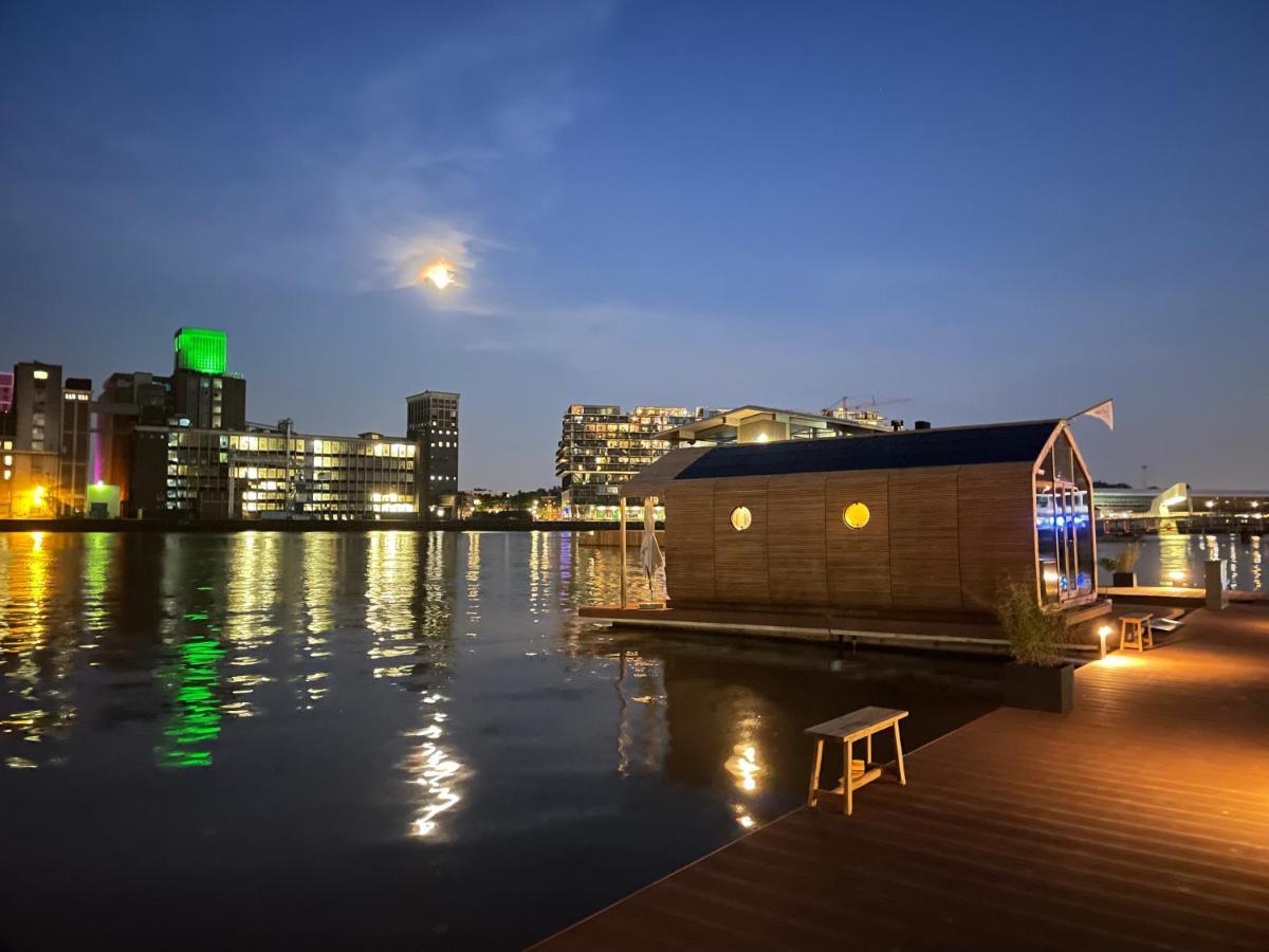 Willa Wikkelboat Nr1 At Floating Rotterdam Rijnhaven Zewnętrze zdjęcie